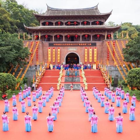 2023年神曲手游最新版本全方位攻略与新玩法揭秘，让你轻松征战冒险世界